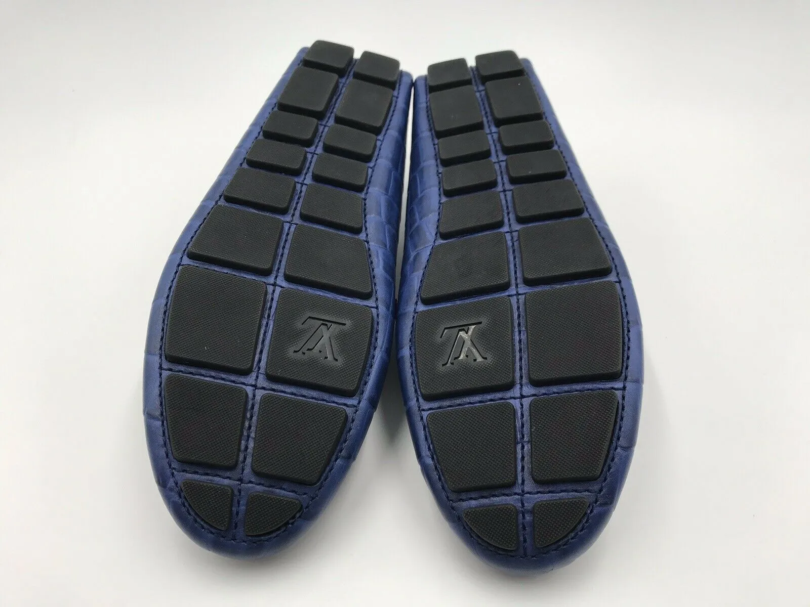 Alligator Print Shade Car Shoe
